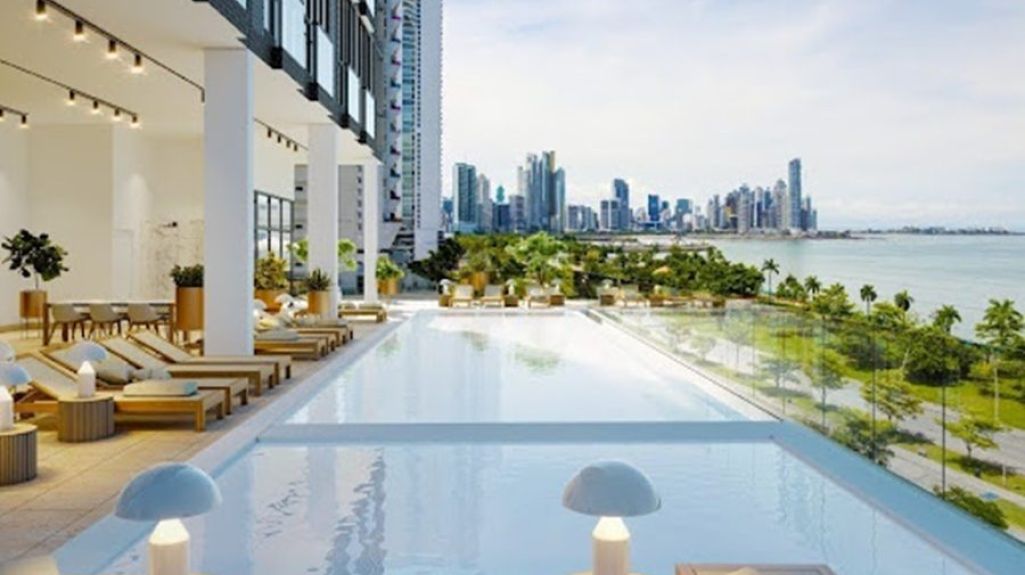 Invertir en apartamentos frente al mar en Panamá: guía para compradores profesionales 2026