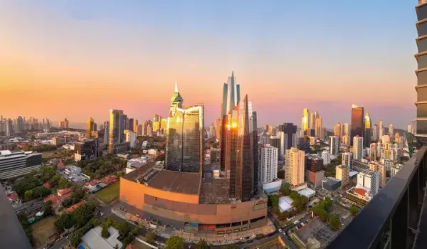 Downtown Panamá - 55th Street